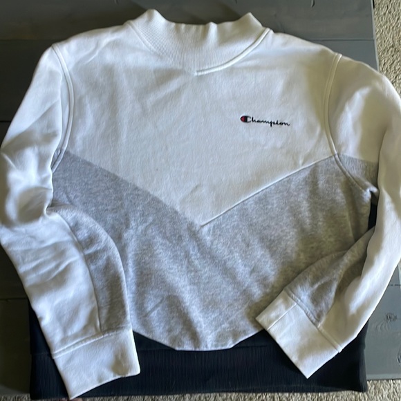 Champion Tops - Champion mock neck sweatshirt.